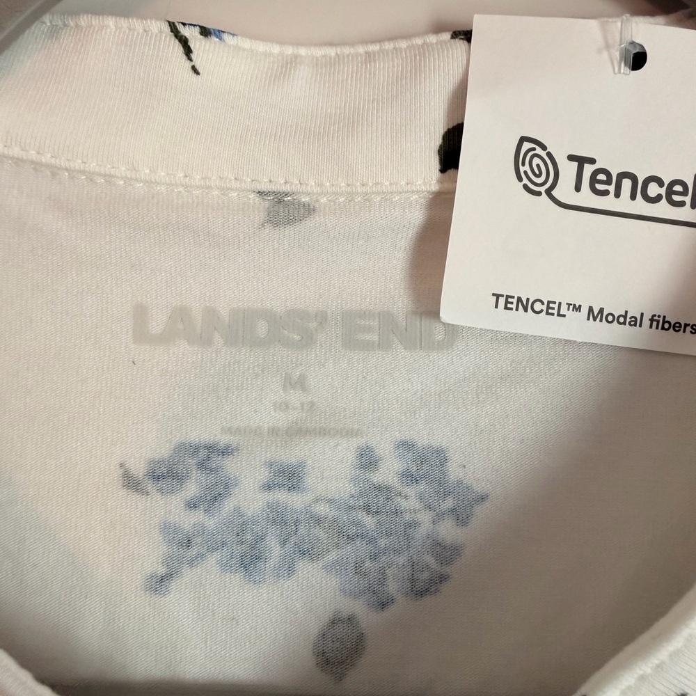 Lands' End White Floral Pintuck Blouse - Picture 5 of 8